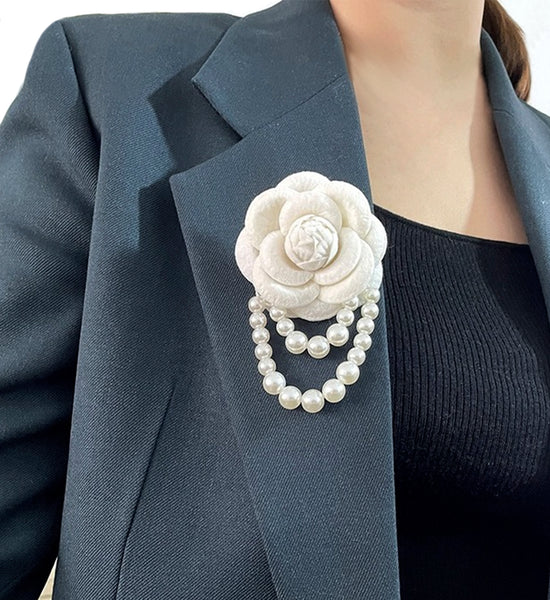 Camelia Pearl Pin
