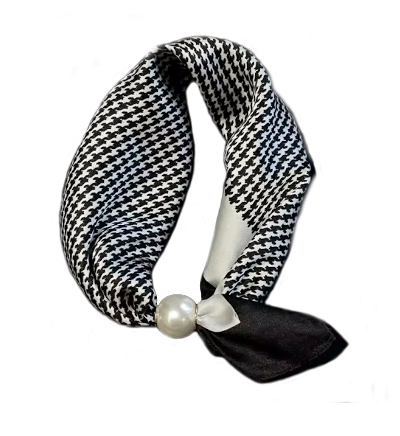 Pearl Necktie