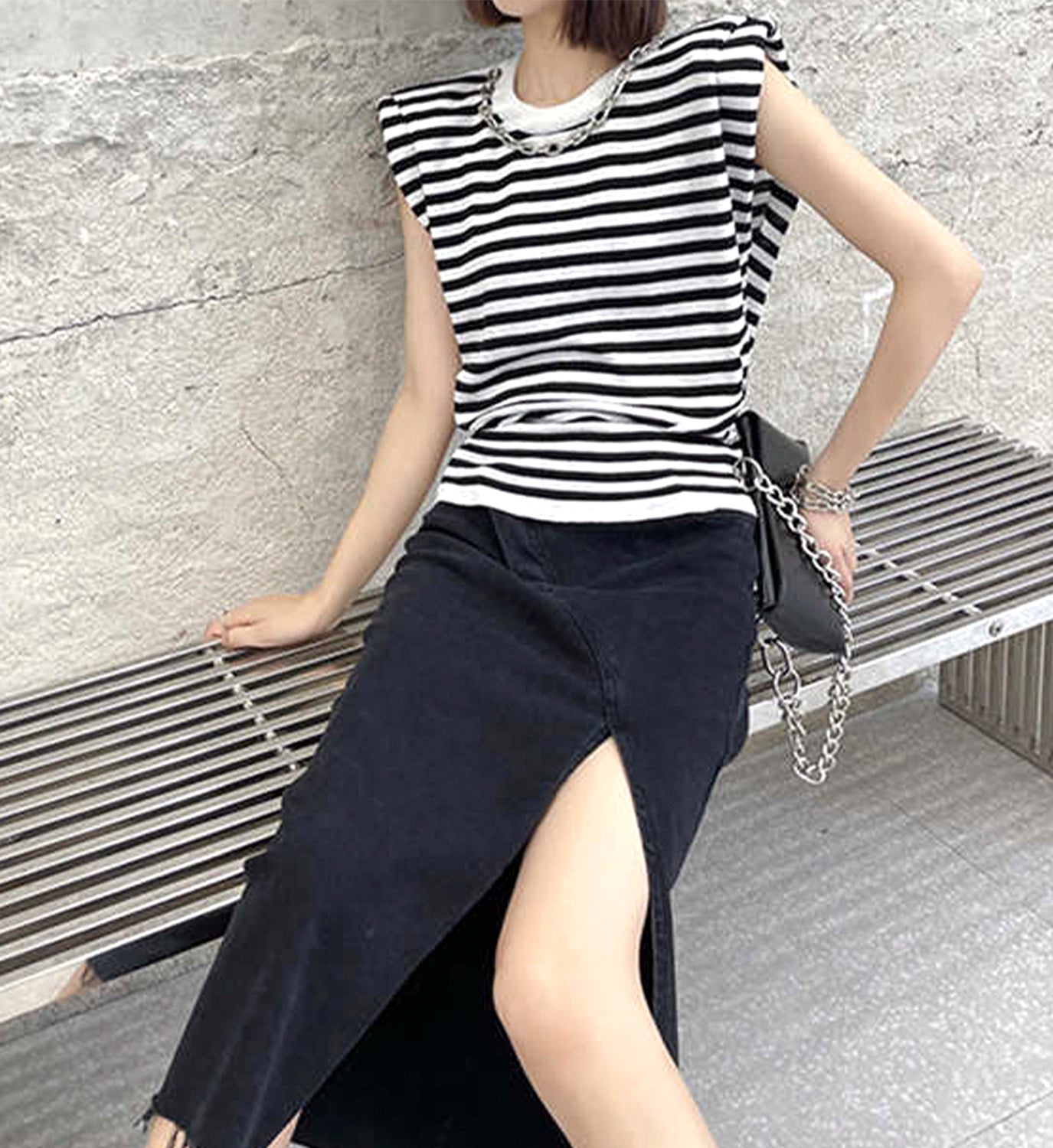Padded Shoulder Chain Top